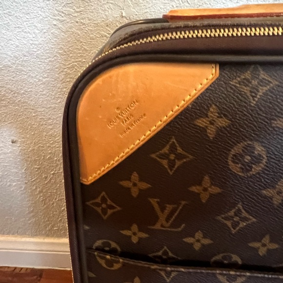 Louis Vuitton Pegase 45 - Picture 4 of 8